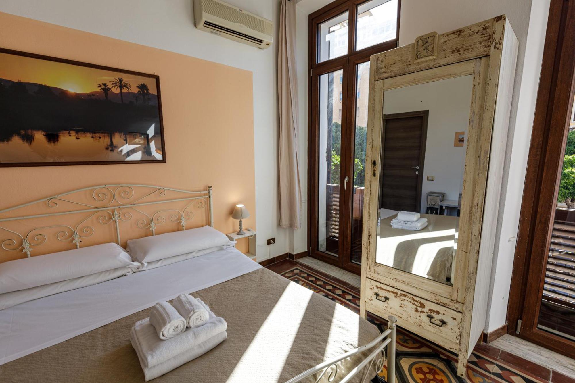 Onlyrooms III - Recommended For Under 30S Cagliari Eksteriør billede